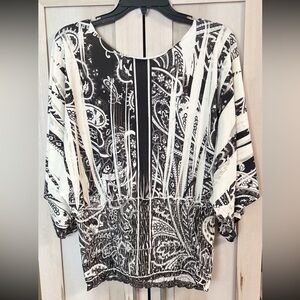 Design Works - Size XL - Black & Cream Blouse - Flow Sleeves - Gathered At Waist